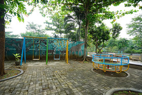 Kampoeng Kita Hotel by OYO Rooms