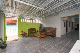 Nindy Homestay by OYO Rooms