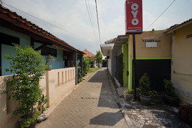 Nindy Homestay by OYO Rooms