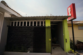 Nindy Homestay by OYO Rooms