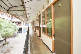 Ratna Backpacker Syariah by OYO Rooms