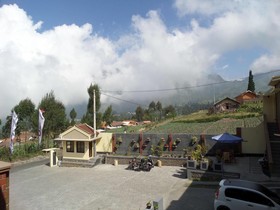 SM Bromo Hotel