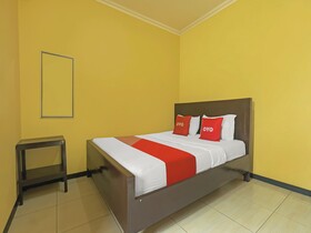 Hotel Kirana By OYO