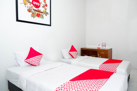 Achterhuis Guest House by OYO Rooms