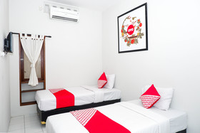 Achterhuis Guest House by OYO Rooms
