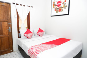Achterhuis Guest House by OYO Rooms