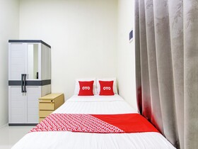 Anugrah Kostel Syariah by OYO