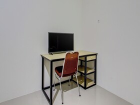 Anugrah Kostel Syariah by OYO