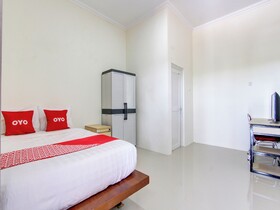 Anugrah Kostel Syariah by OYO