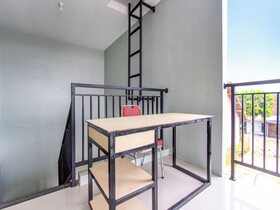 Anugrah Kostel Syariah by OYO