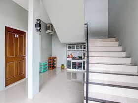 Anugrah Kostel Syariah by OYO