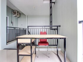 Anugrah Kostel Syariah by OYO