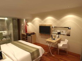 Horison Ultima Semarang