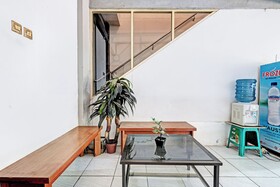 Capital O 92864 Mitra Residence