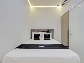 Collection O 92972 Gaharu Hotel