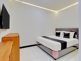 Collection O 92972 Gaharu Hotel