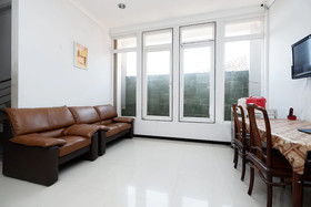 SPOT ON 1800 Ed Ed Residence