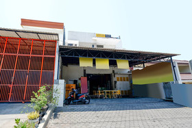 SPOT ON 1800 Ed Ed Residence