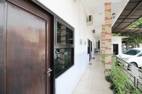 Galaxy Kost & Guest House by Airyrooms