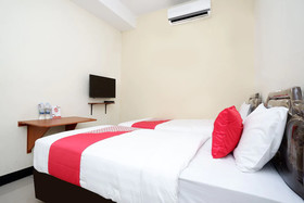 Gatsu Residence by OYO Rooms