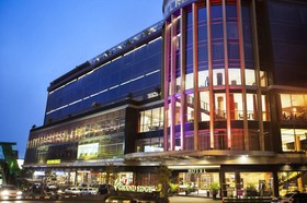 Grand Edge Hotel