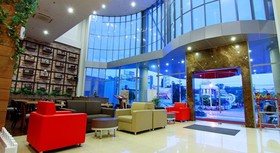 @HOM Simpang Lima Semarang by Horison