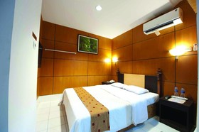 Nite & Day Semarang - Candi