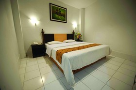 Nite & Day Semarang - Candi