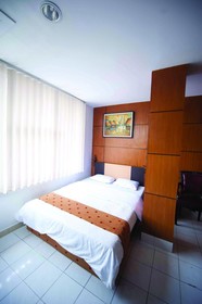 Nite & Day Semarang - Candi