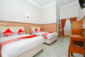 Hotel Taman Sari by OYO Rooms