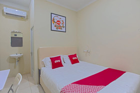 Innjoy Transm Banyumanik by OYO Rooms