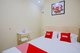 Innjoy Transm Banyumanik by OYO Rooms