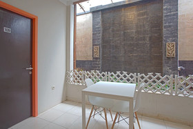 Innjoy Transm Banyumanik by OYO Rooms