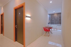 Innjoy Transm Banyumanik by OYO Rooms