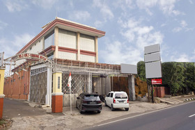 Innjoy Transm Banyumanik by OYO Rooms