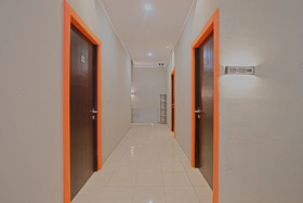 Innjoy Transm Banyumanik by OYO Rooms
