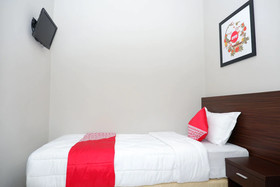 Kost Harmoni by RedDoorz