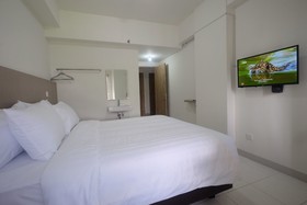 Candiland Apartment