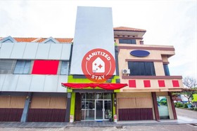 Marina Residence by OYO Rooms