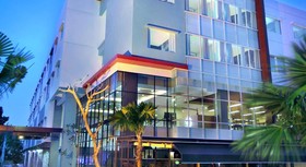 Hotel NEO Candi Semarang