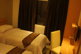 Nozz Hotel