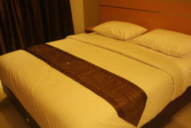 Nozz Hotel