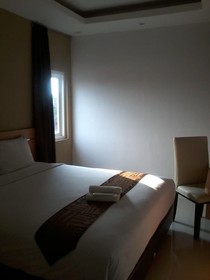 Nozz Hotel