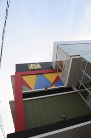 Nozz Hotel