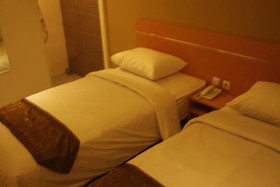 Nozz Hotel