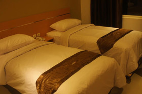 Nozz Hotel