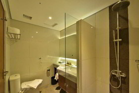 Oak Tree Emerald Semarang