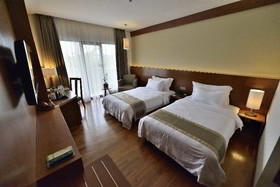 Oak Tree Emerald Semarang