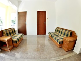 Peterongan Residence