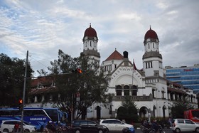 Pop Hotel Pemuda Semarang